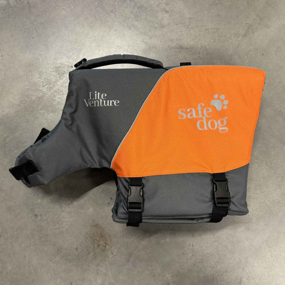 SafeDog dog life jacket